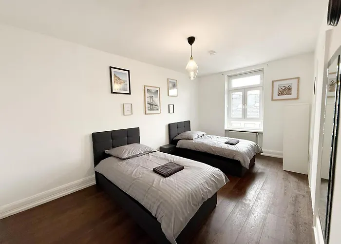 Apartment Frankfurt 6 Betten 4 Og Fr1 *