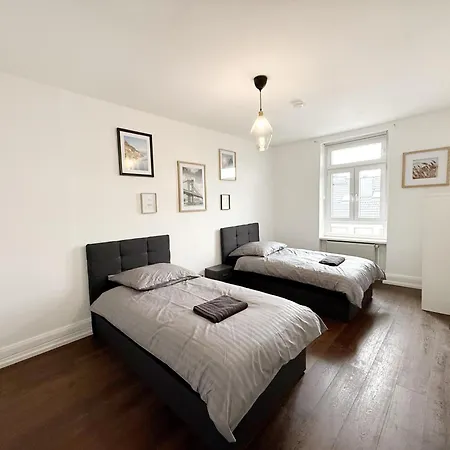 Apartment Frankfurt 6 Betten 4 Og Fr1 *